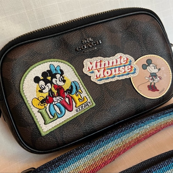 NWOT Coach X Disney Monogram Minnie Mouse Crossbody - Picture 5 of 6